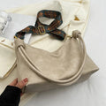 Nuevo bolso de mujer a la moda, textura de cuero suave de alta gama, bolso de un solo hombro, bolso cruzado para mujer, hombro ancho geométrico