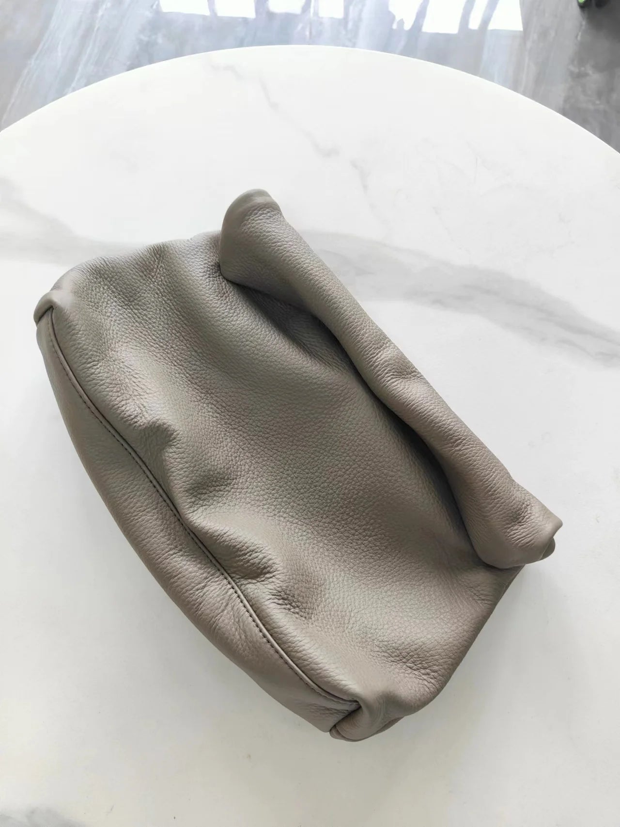 Nuevo diseño, bolsos prensados, bolsos para teléfono móvil de oficina, bolso de mujer, bolsos portátiles de cuero genuino de alta calidad