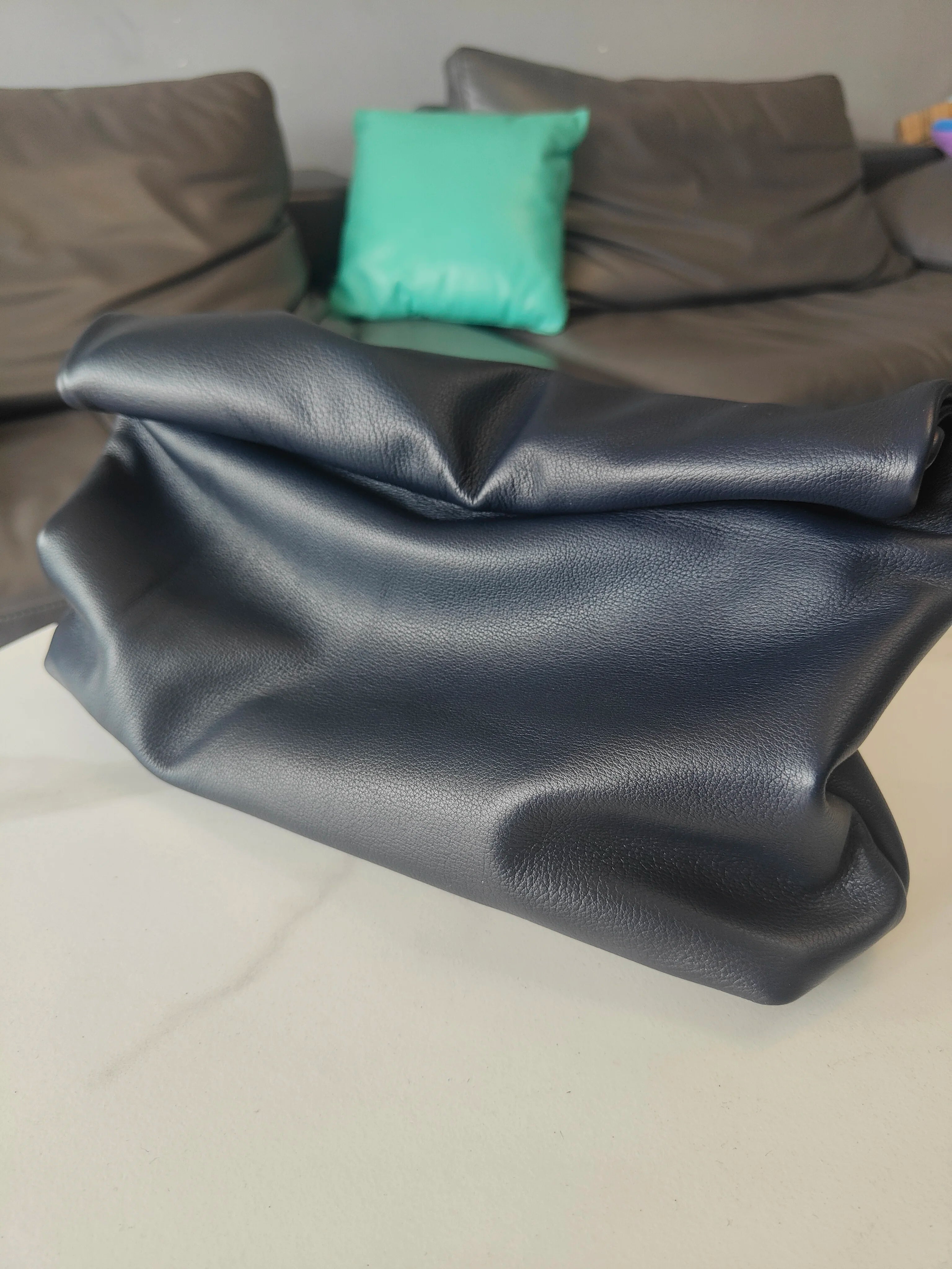 Nuevo diseño, bolsos prensados, bolsos para teléfono móvil de oficina, bolso de mujer, bolsos portátiles de cuero genuino de alta calidad