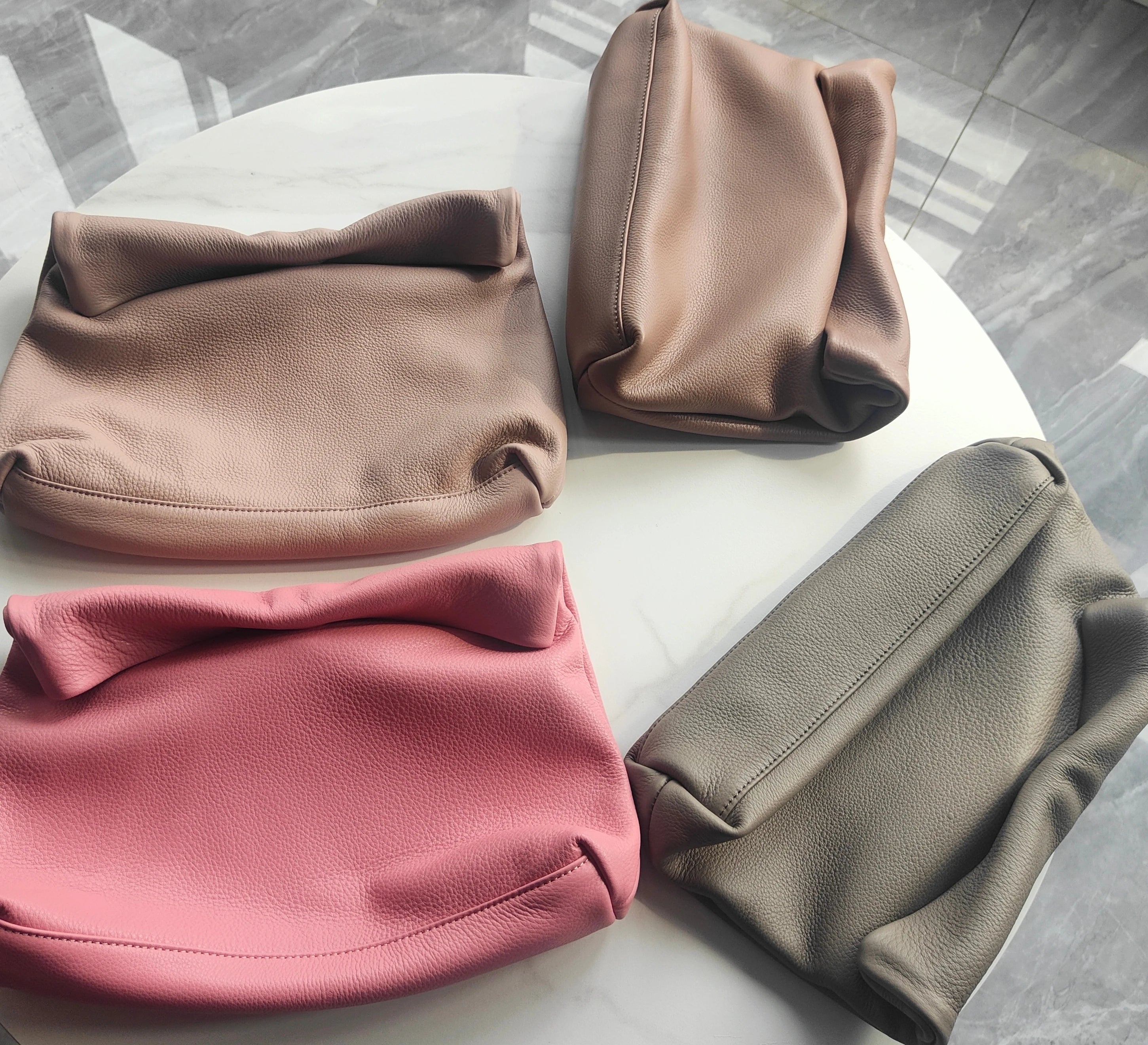 Nuevo diseño, bolsos prensados, bolsos para teléfono móvil de oficina, bolso de mujer, bolsos portátiles de cuero genuino de alta calidad