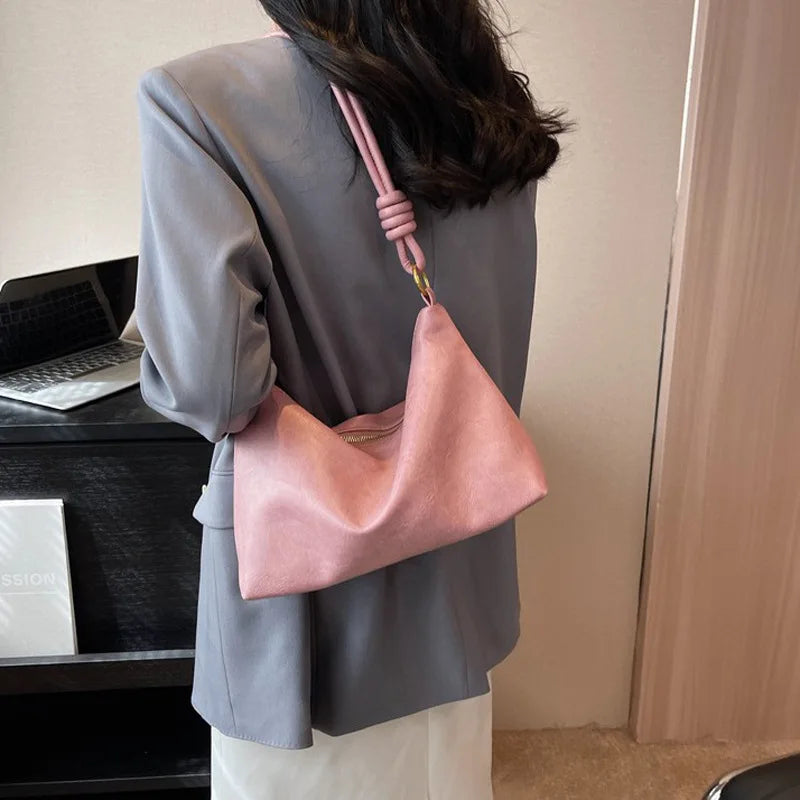 Nuevo bolso de mujer a la moda, textura de cuero suave de alta gama, bolso de un solo hombro, bolso cruzado para mujer, hombro ancho geométrico